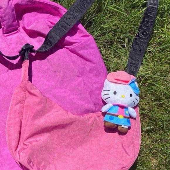 baggu small crescent (azalea pink)! - Picture 6 of 6